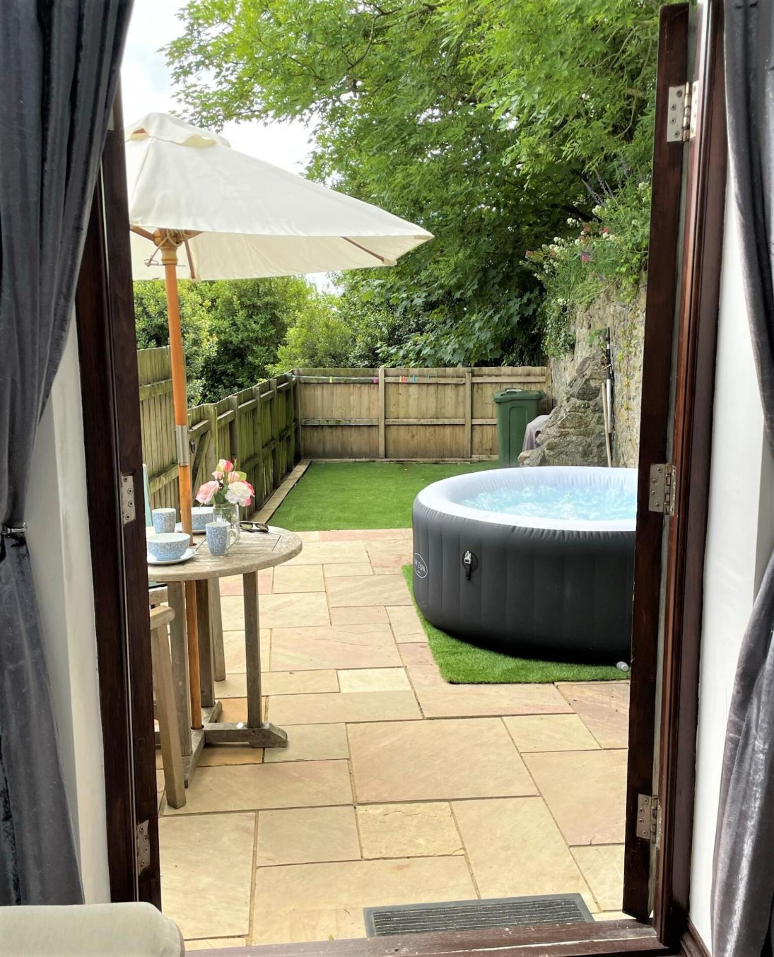 The Stables - Detached Cottage With Private Garden & Hot Tub St Austell Exterior photo